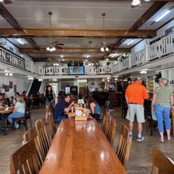 Balance Rock Eatery & Pub - Interior