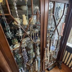 Patti's Treasures & Antiques