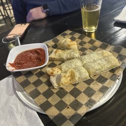 The Beer Hog - cheese bread, beer