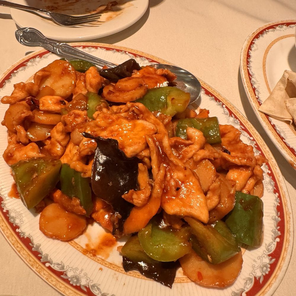 Chester's Asia Restaurant - Szechuan style chicken - Chinese Near Me - Camarillo, California