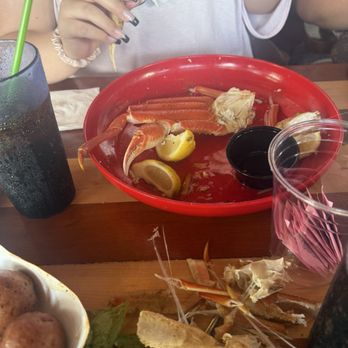 The Crab Trap, Destin - Snow crab legs - Seafood Near Me - Destin, Florida The Crab Trap, Destin - Snow crab legs - Seafood Near Me - Destin, Florida