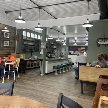 Busy Bee - Breakfast & Brunch Near Me - Marietta, Ohio Busy Bee - Breakfast & Brunch Near Me - Marietta, Ohio