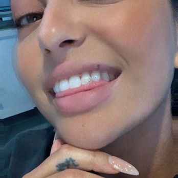 The Tooth Jeweler LA - Tooth gems - Cosmetics & Beauty Supply Near Me The Tooth Jeweler LA - Tooth gems - Cosmetics & Beauty Supply Near Me