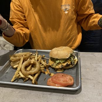 Graze Burgers - Pistol Pete burger - Burgers Near Me - Sevierville, Tennessee