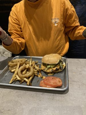 Graze Burgers by null