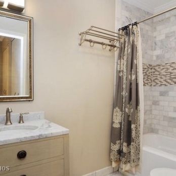 Bertsch Properties - Master bathroom - Property Management Near Me - Chicago, Illinois