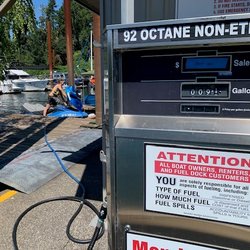 Waverly Marina Association - Top Quality Fuel,
fresh and filtered!