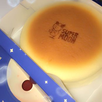 Supermoon Japanese Style Cheesecakes - original cheesecake - Desserts Near Me - Mississauga, Ontario