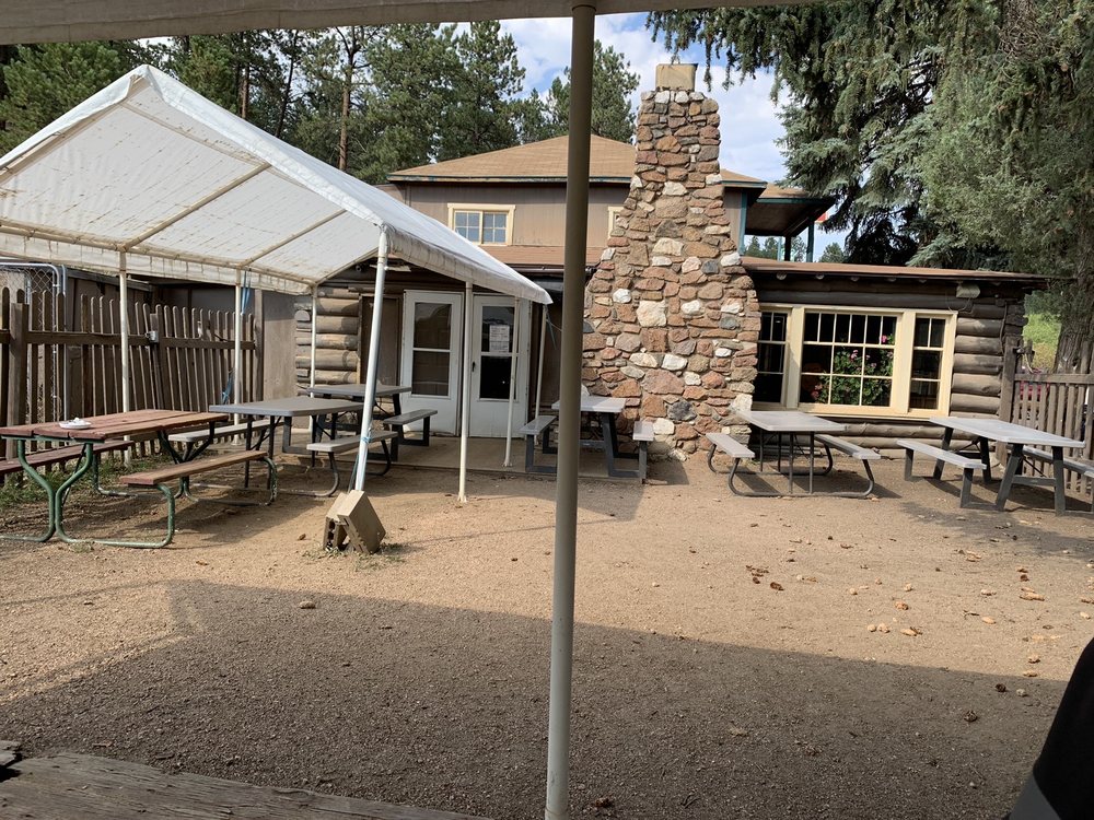 SPRUCEWOOD INN RESTAURANT & LOUNGE 10 Photos & 18 Reviews 491 S