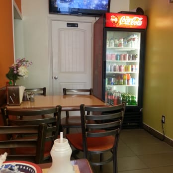 Rafo's Cafe - Pizza Near Me - Burbank, California Rafo's Cafe - Pizza Near Me - Burbank, California