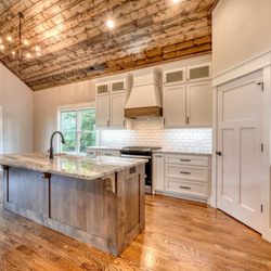 LuckStone Countertops