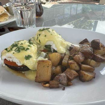Kula Lodge & Restaurant - Grilled Portabella Mushroom benedict - Breakfast & Brunch Near Me - Kula, Hawaii Kula Lodge & Restaurant - Grilled Portabella Mushroom benedict - Breakfast & Brunch Near Me - Kula, Hawaii