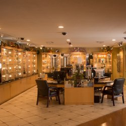 Golden Eye Optometry