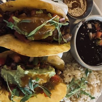 Luna Bistro Cafe - Steak tacos! - New American Near Me - Long Beach, California