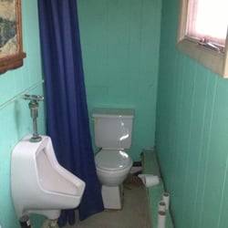 Haling Chas & Sons Resort & Marina - If you need to go #2 just pull the curtain for certain!