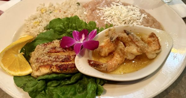 Via-Mar Restaurant by null