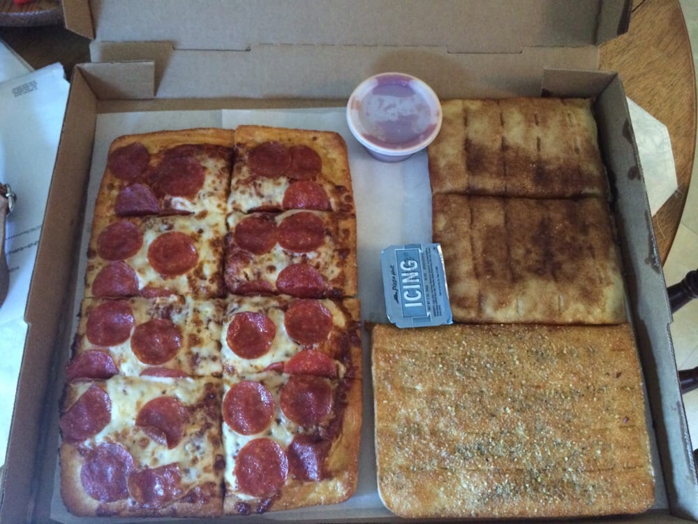 PIZZA HUT Updated September 2024 714 Laporte Rd, Waterloo, Iowa