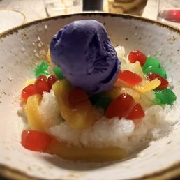 Halo-halo