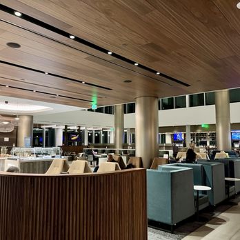 Delta Sky Club - Inside Vibes - Airport Lounges Near Me - Seattle, Washington