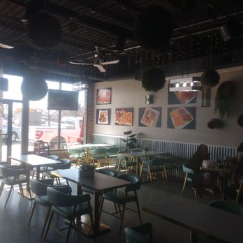 Cafe Rosa - Ambiance inside - Puerto Rican Near Me - Chicago, Illinois