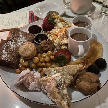 Baileys' Chocolate Bar - Lovers Plate - Aphrodisiacs - Taste For Two - Lounges Near Me - Saint Louis, Missouri Baileys' Chocolate Bar - Lovers Plate - Aphrodisiacs - Taste For Two - Lounges Near Me - Saint Louis, Missouri