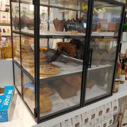 MEEL - Didn't get em but the pastries look great