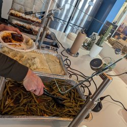 Dee's Organic Catering - catered lunch