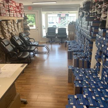 Schuster’s Shoes - Shoe Stores Near Me - Berlin, New Jersey Schuster’s Shoes - Shoe Stores Near Me - Berlin, New Jersey