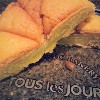 Tous Les Jours - pumpkin bun has a mochi like filling - Bakeries Near Me - Dublin, California