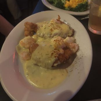 Silvestro's Depot Cafe - Chicken Sylvestro - Italian Near Me - Painesville, Ohio