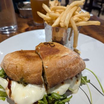 Tahoe Tavern & Grill - American Near Me - Stateline, Nevada