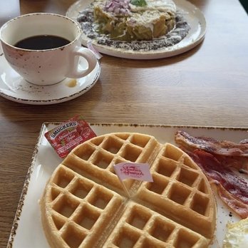 Madres Brunch - Waffle combo breakfast and Green Chillaquiles NO meat - Breakfast & Brunch Near Me - Placentia, California Madres Brunch - Waffle combo breakfast and Green Chillaquiles NO meat - Breakfast & Brunch Near Me - Placentia, California