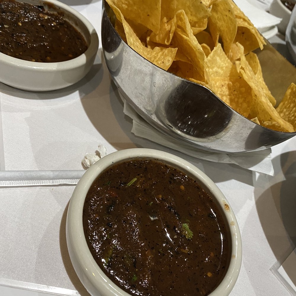 Cantina Laredo - Chips and salsa - Mexican Near Me - Jacksonville, Florida Cantina Laredo - Chips and salsa - Mexican Near Me - Jacksonville, Florida
