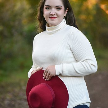 Millicent Garland Photography - Senior Photos! - Session Photography Near Me Millicent Garland Photography - Senior Photos! - Session Photography Near Me