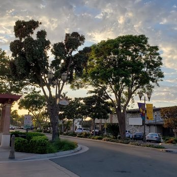 Old Town Camarillo - Sunset time on the Boulevard. - Community Service/Non-Profit Near Me - Camarillo, California Old Town Camarillo - Sunset time on the Boulevard. - Community Service/Non-Profit Near Me - Camarillo, California