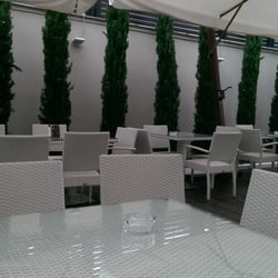 Nero Fumo Concept Bar