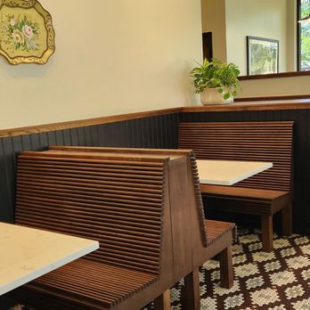 Doro Marketplace - Bakeries Near Me - Wethersfield, Connecticut