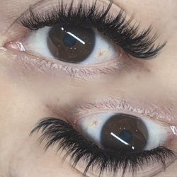 Lash of Luxury - Volume Wispy Cat Eye by Elly .
Book Master Elly today