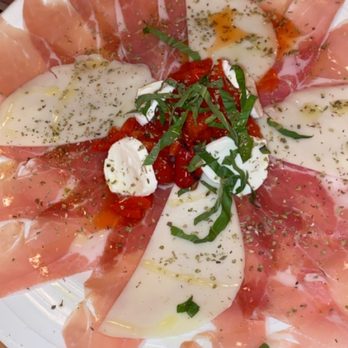 D'Parma Restaurant - Italian Near Me - Revere, Massachusetts D'Parma Restaurant - Italian Near Me - Revere, Massachusetts