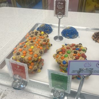 Detroit Cookie Company - Coffee & Tea Near Me - St. Clair Shores, Michigan