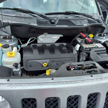 South Tacoma Mazda - Not many female buyers want to see what's under the hood! - Auto Repair Near Me - Tacoma, Washington South Tacoma Mazda - Not many female buyers want to see what's under the hood! - Auto Repair Near Me - Tacoma, Washington
