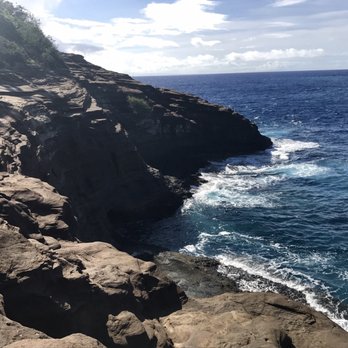 Escape Waikiki Tours - Spitting Cave Lookout - Tours Near Me - Honolulu, Hawaii Escape Waikiki Tours - Spitting Cave Lookout - Tours Near Me - Honolulu, Hawaii