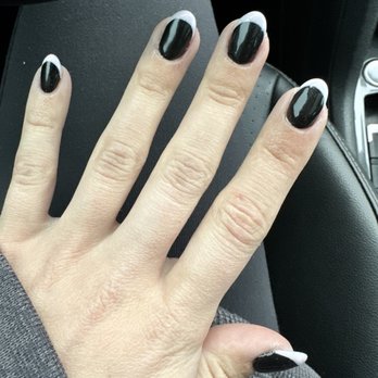 Advance Nail And Spa - Hand painted French tips - Nail Salons Near Me - Surrey, British Columbia Advance Nail And Spa - Hand painted French tips - Nail Salons Near Me - Surrey, British Columbia