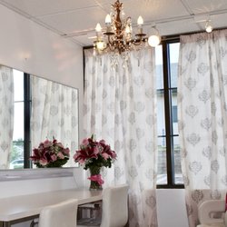 Beauty Lounge - Makeup area