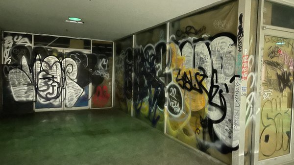 Chinatown Centre by null