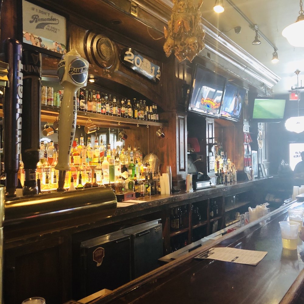 Hell's Kitchen - Bar area - American Near Me - Wilmington, North Carolina