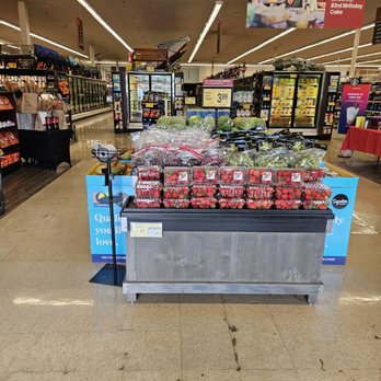 Vons - Inside the store - Grocery Near Me - Stevenson Ranch, California