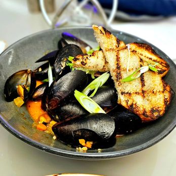 Draco Markham - Pei mussels - Canadian (New) Near Me - Markham, Ontario