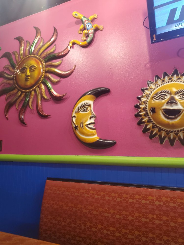 Memo's Mexican Restuarant & Bar