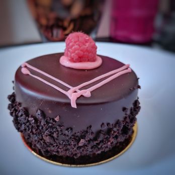 Calandra’s Bakery - Bakeries Near Me - Fairfield, New Jersey